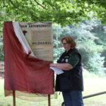 Einweihung Schild Artenschutz Wildkamele (Rostocker Zooverein) - Artenschutztag 2017