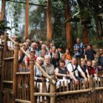 Reisegruppe im Elefantenhaus Zoo Amersfoort